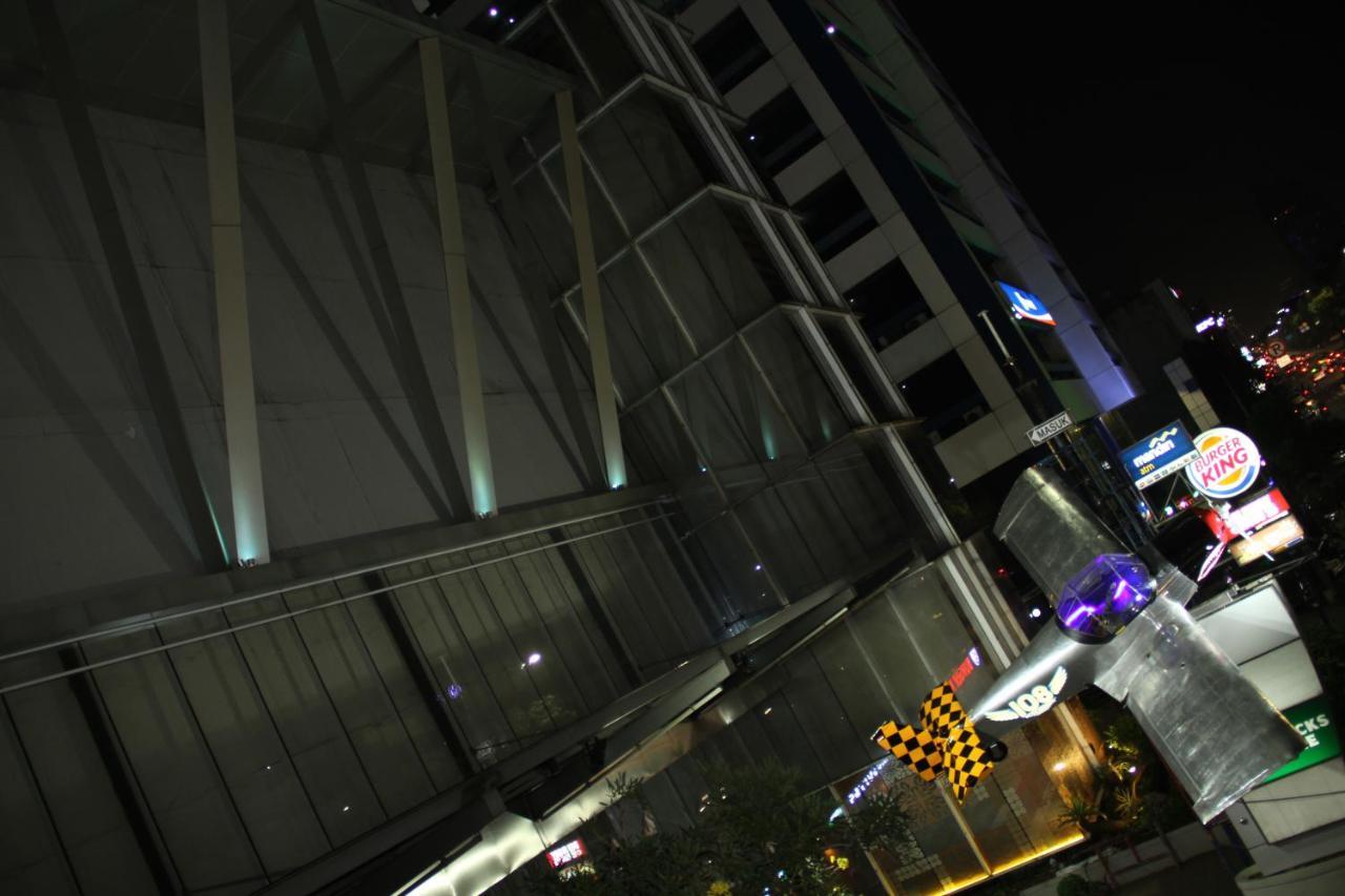 108 Hotel By Him Cakarta Dış mekan fotoğraf